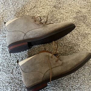 Men's Suede Chukka Boots - Gray
